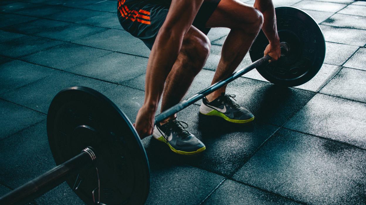 Entrenamiento Fitness: Cuerpo en Forma y Mente Activa